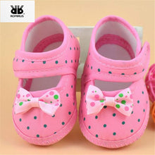 Load image into Gallery viewer, New Baby Shoes Sneakers Sapato Bebe Infantis Girls Boy Moccasins Crib Shoes First Walkers Babies Soft Soled Booties for Newborn